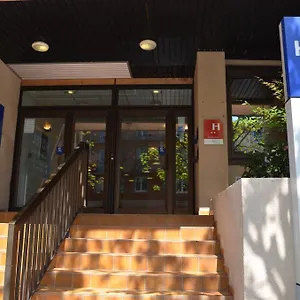 Отель Kyriad Direct Centre, Монтобан