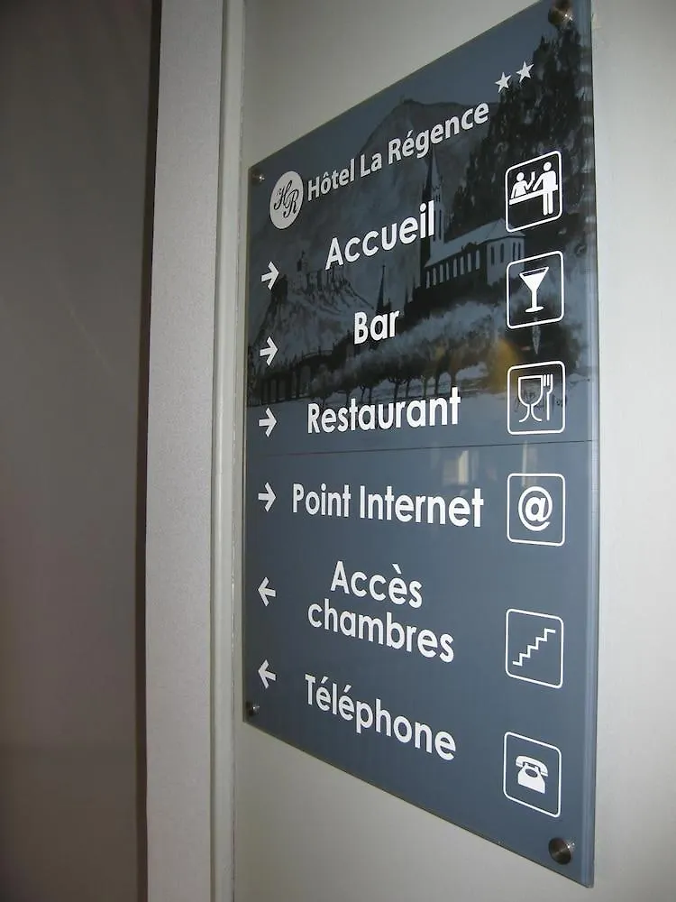 Hotel Restaurant La Regence Lourdes 2*,